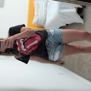 The Rolling Stones Band T-Shirt Women's Size Medium Rock n Roll Black Red